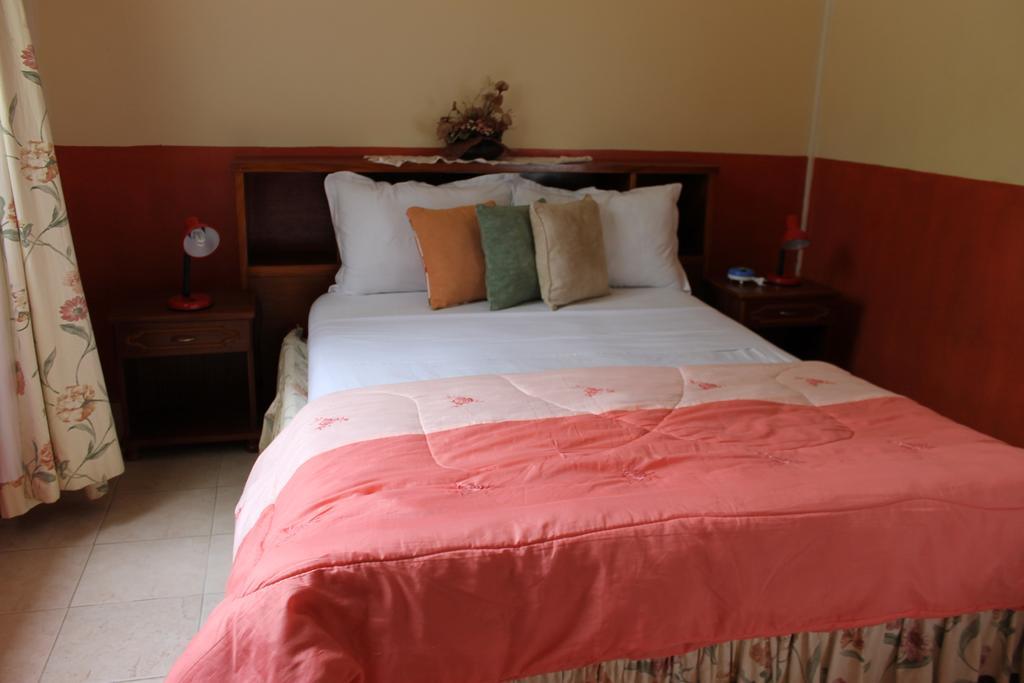 Villa Le Chapo Port Mathurin Room photo